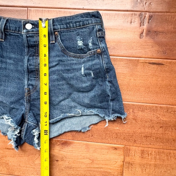Levis 501 Original Blue Denim Shorts Size W29 W28 & 26 High-Rise Cut Off - Picture 8 of 16